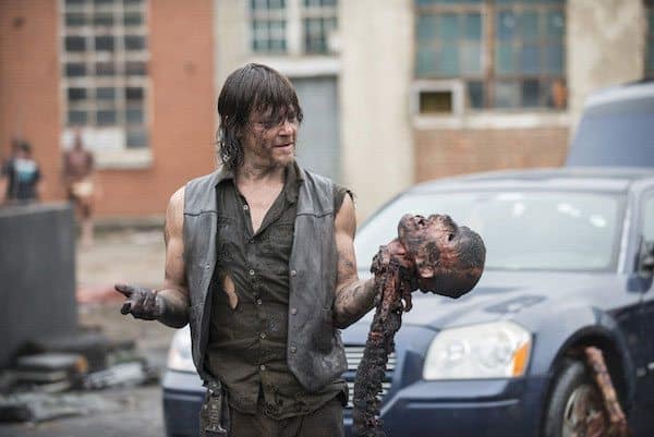 funniest-walking-dead-behind-the-scenes