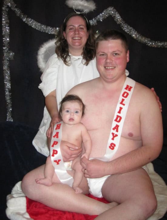 awkward christmas family photos