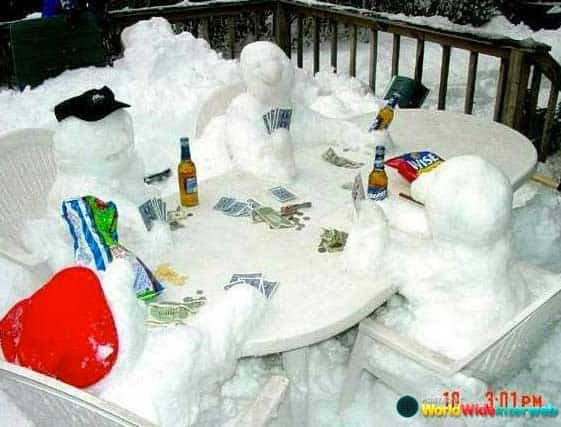 funny-snow-sculpture-1