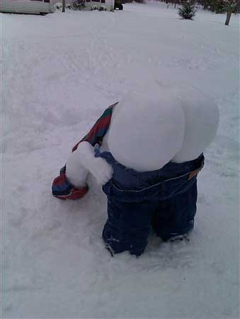 snowman-mooning