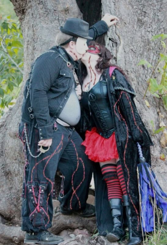 goth couple