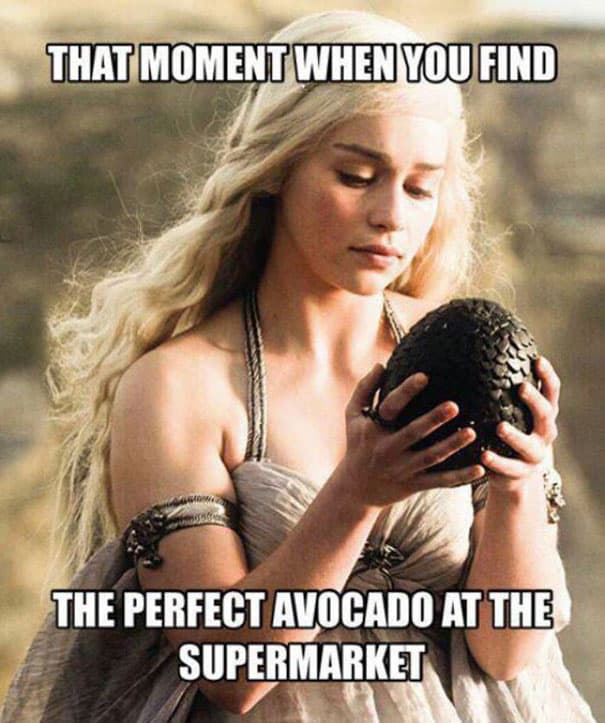 danerys holding dragon egg meme