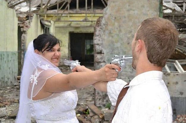 50-most-awkard-russian-wedding-portraits