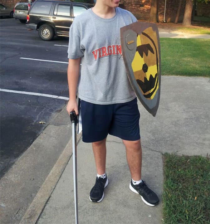 cosplay-shield-placement