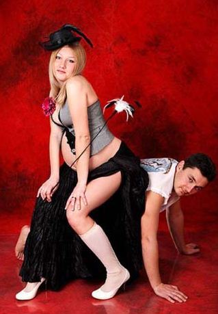 creepy pregnancy photo