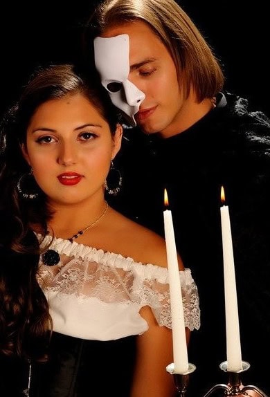 engagment phantom opera
