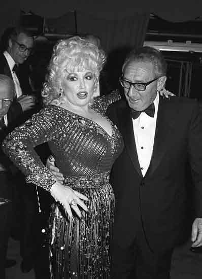 henry-kissinger-dolly-parton