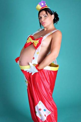 pregnant clown lady