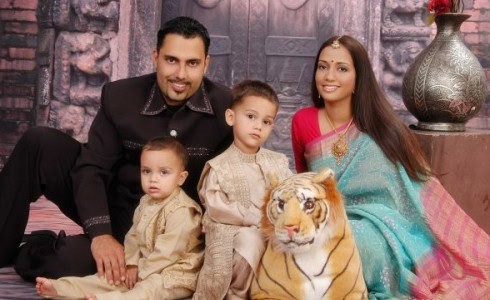 tiger family portrait
