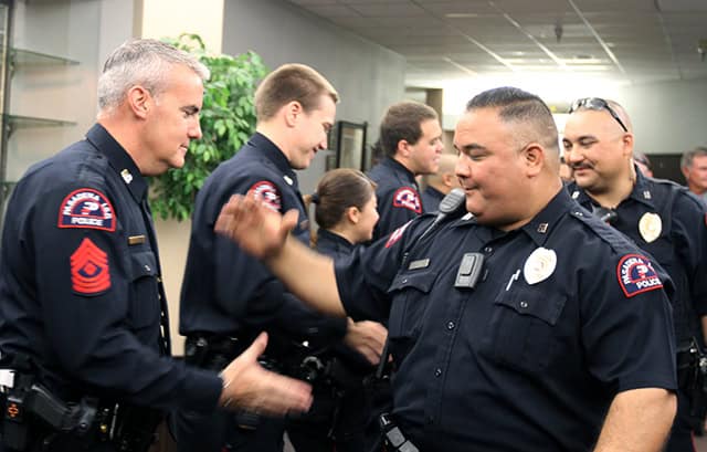 police officer world record pen dies