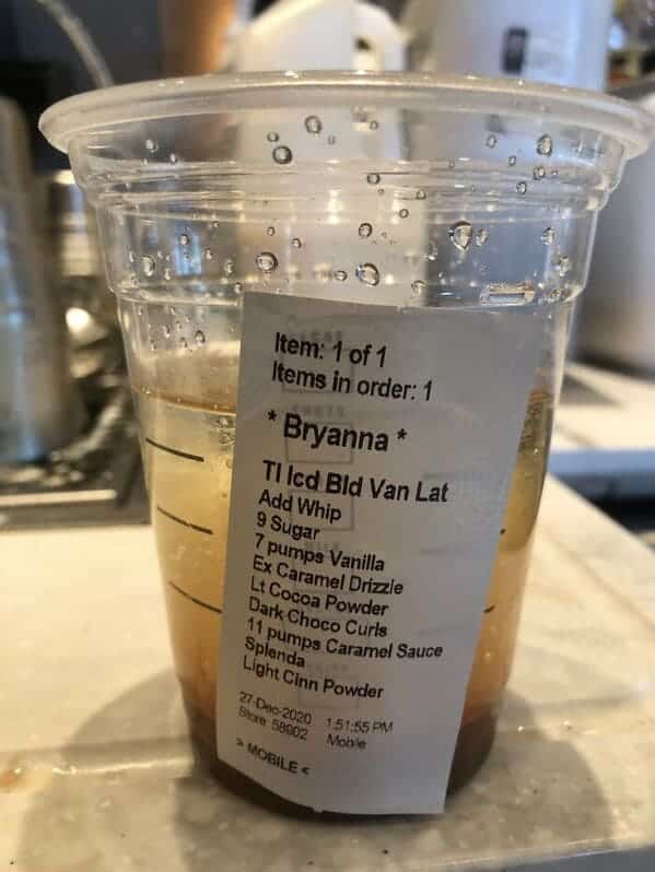 Weird barista orders, funny Starbucks specific orders, hilarious coffee fails, wtf Starbucks orders that customers actually ordered, twitter, tweets from coffee servers, lol