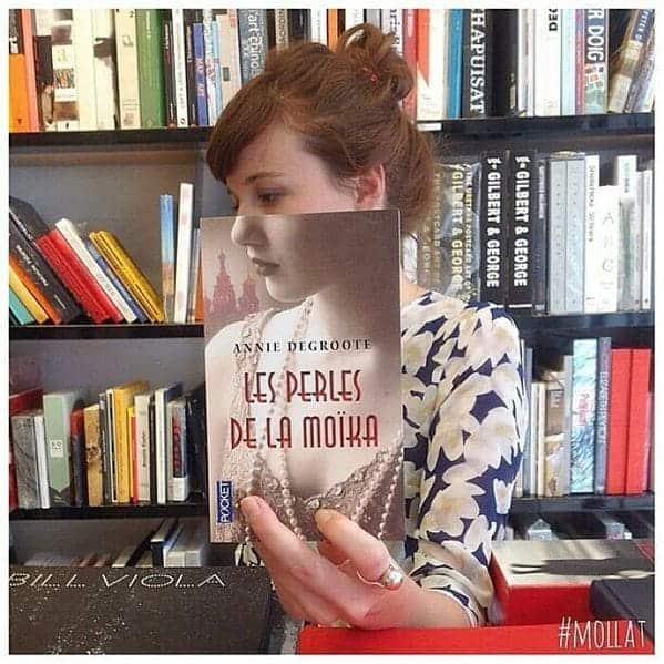 Bookface challenge, librarians and booksellers on instagram and Facebook, fun photos of books, literature porn, lit, reading, cool pics, cute, funny, faces, book covers
