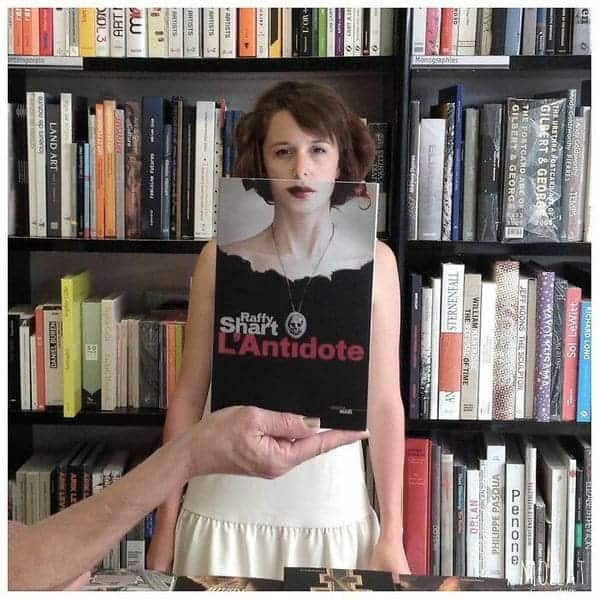 Bookface challenge, librarians and booksellers on instagram and Facebook, fun photos of books, literature porn, lit, reading, cool pics, cute, funny, faces, book covers