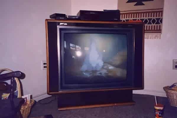 If you recognize any of these photos you’re old, nostalgia porn, cool photos of things from the 90s, 90s kids remember these items, ya old, sorry you are old, reddit, photos of old things, nostalgic posts