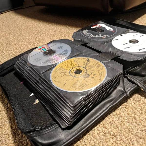 If you recognize any of these photos you’re old, nostalgia porn, cool photos of things from the 90s, 90s kids remember these items, ya old, sorry you are old, reddit, photos of old things, nostalgic posts