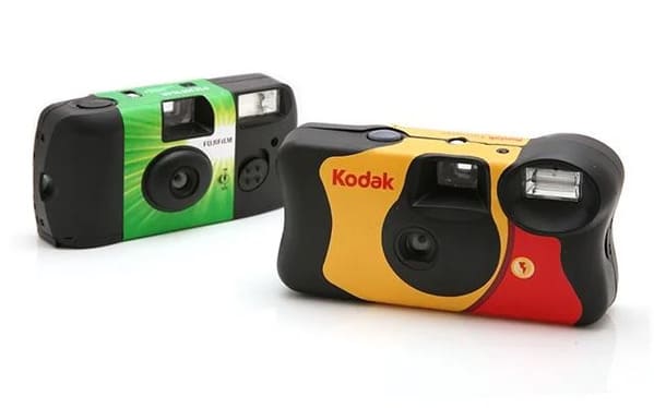 If you recognize any of these photos you’re old, nostalgia porn, cool photos of things from the 90s, 90s kids remember these items, ya old, sorry you are old, reddit, photos of old things, nostalgic posts